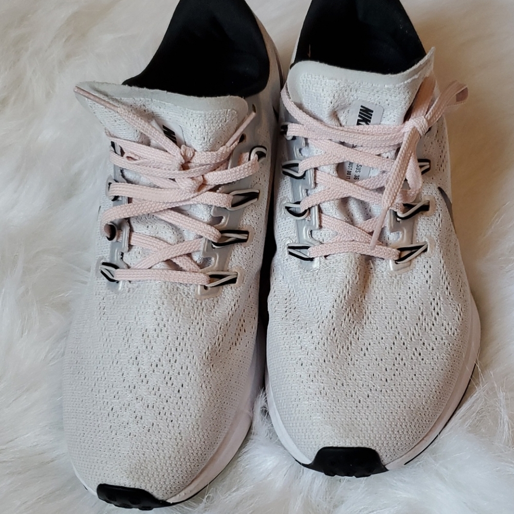Nike Zoom Pegasus running shoes